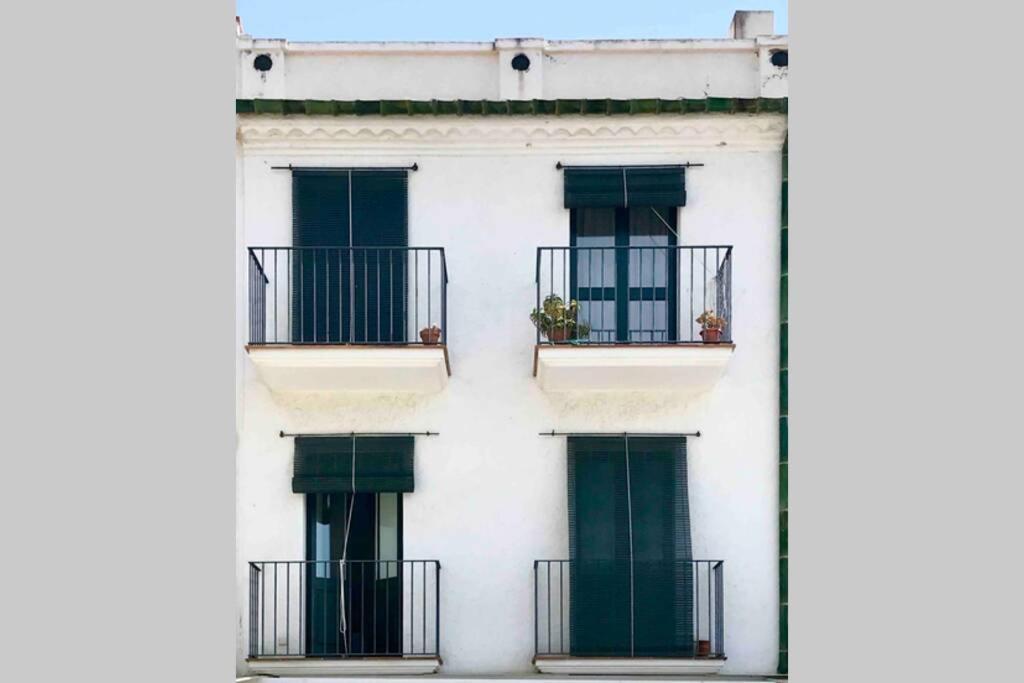 Roques - Casa En Primera Linea De Mar En Cadaqués Exterior photo