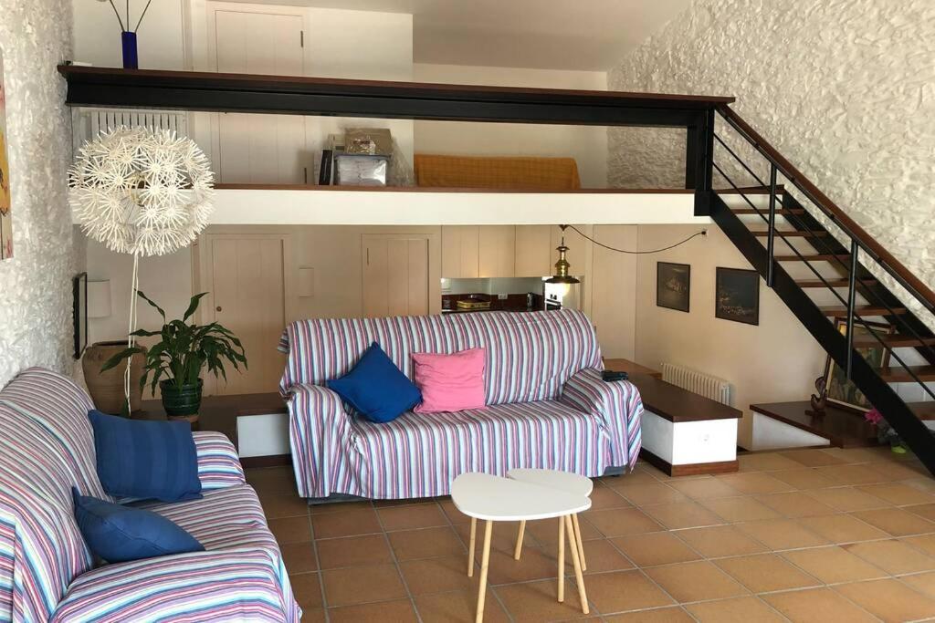 Roques - Casa En Primera Linea De Mar En Cadaqués Exterior photo
